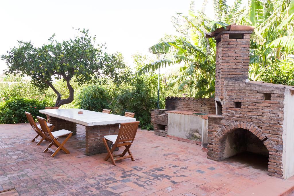 Vila Orange Park - Agriturismo Misterbianco Exteriér fotografie
